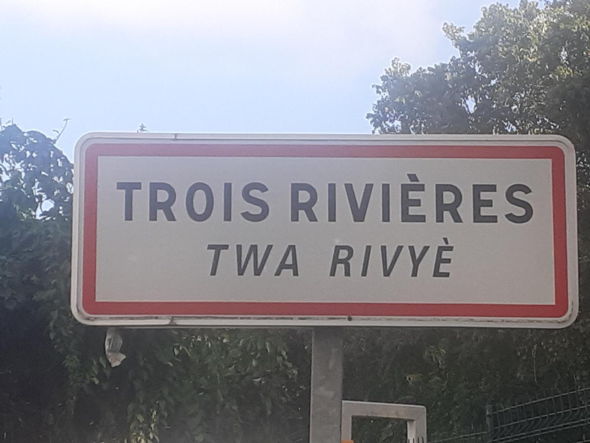 Gites Kas'A Flo Trois-Rivières Buitenkant foto